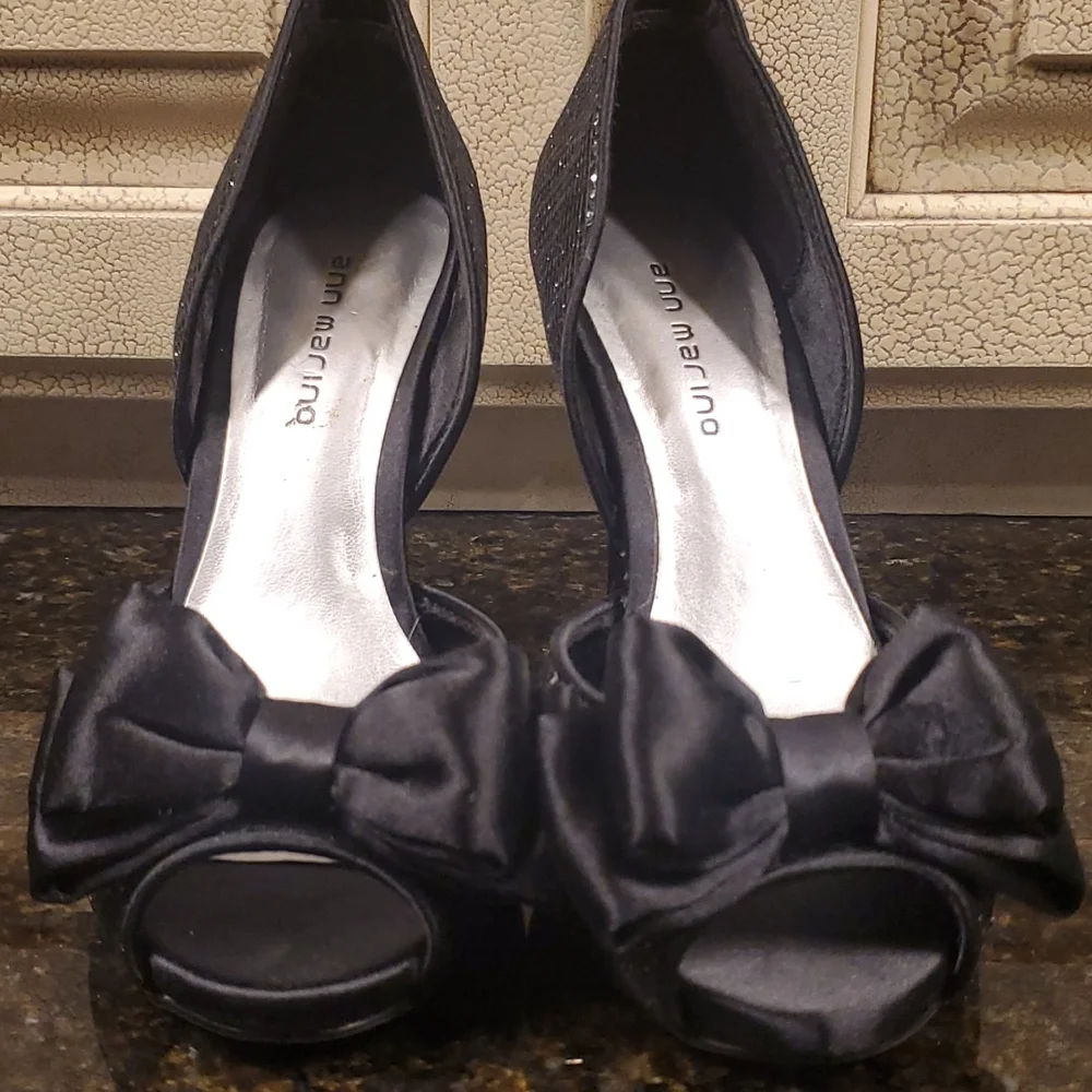 EUC Black glittery high heels. - Picture 4 of 5